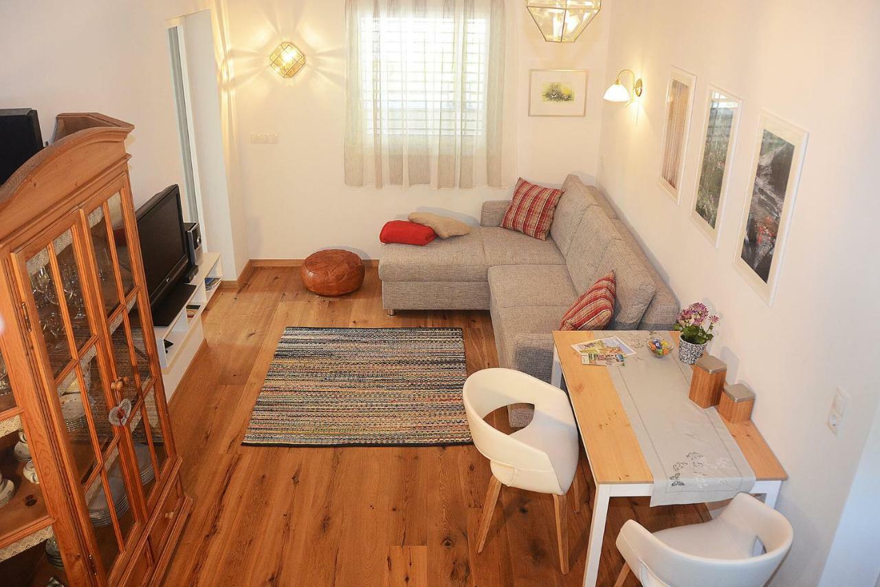Apartment Zimat Киенес Екстериор снимка